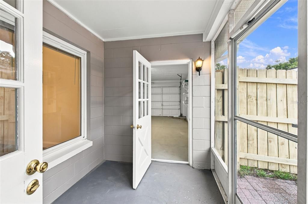 На продажу: $379,900 (3 спален, 2 ванн, 1641 Квадратных фут)