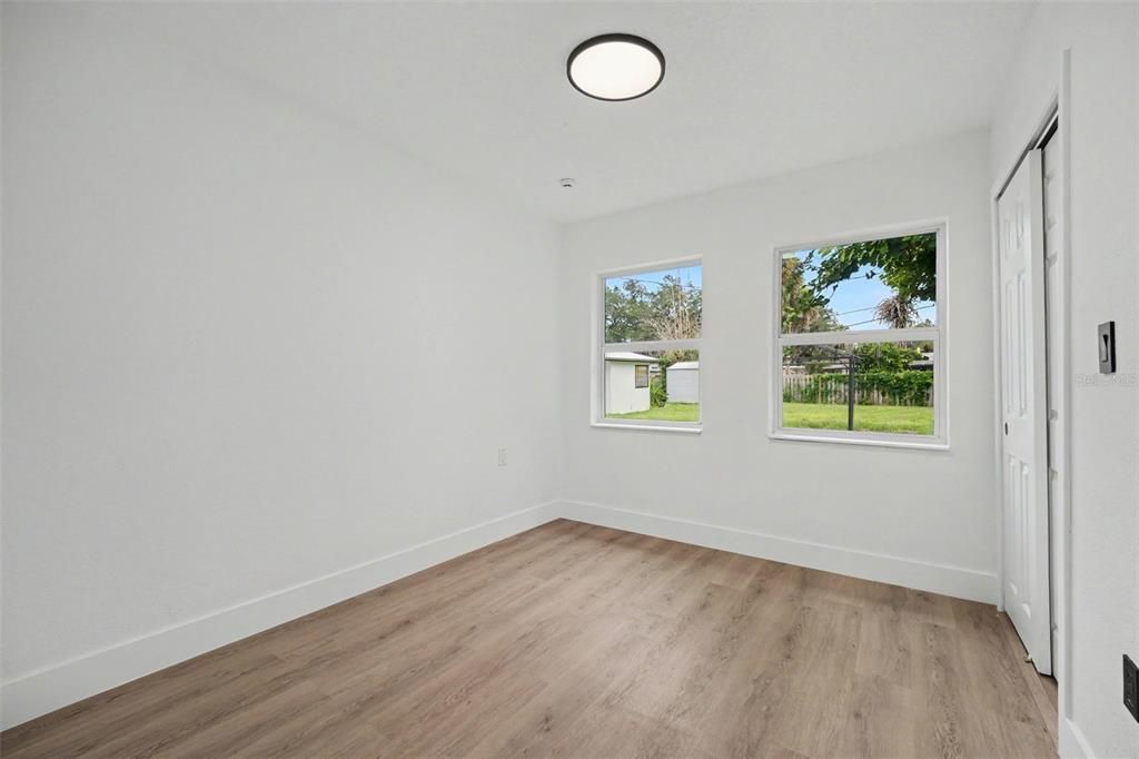 For Sale: $439,900 (4 beds, 3 baths, 1672 Square Feet)