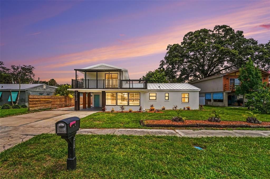 For Sale: $439,900 (4 beds, 3 baths, 1672 Square Feet)
