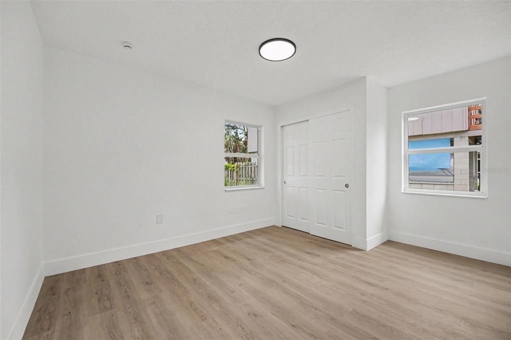 For Sale: $439,900 (4 beds, 3 baths, 1672 Square Feet)