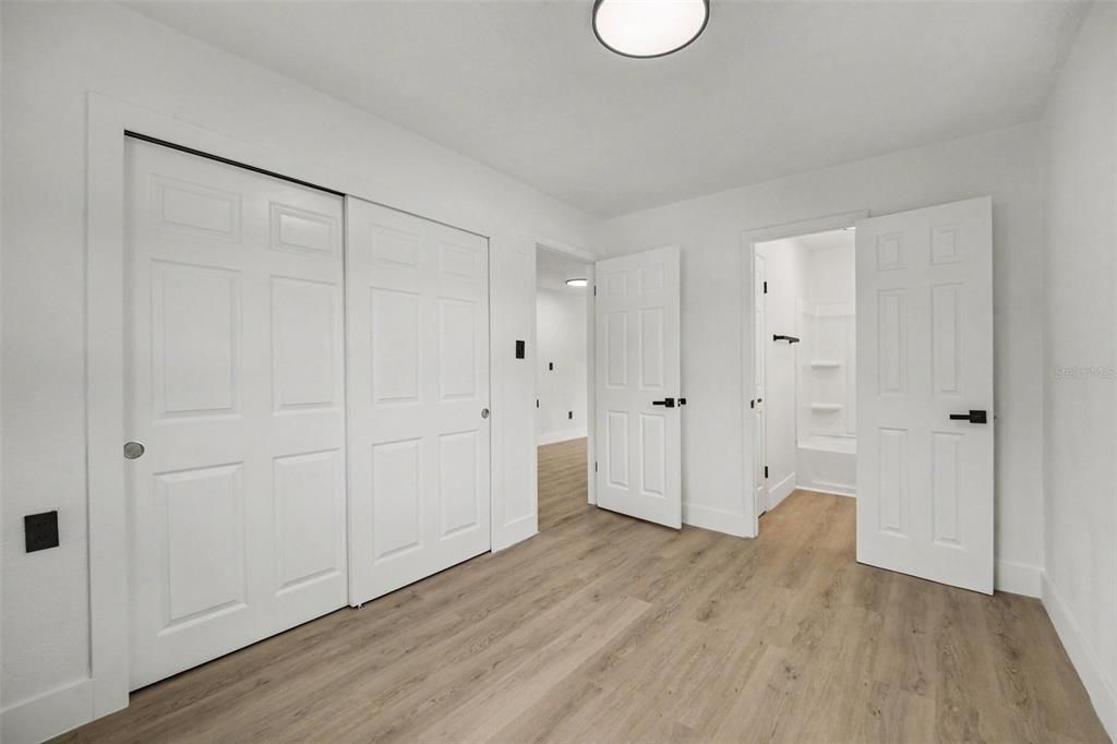 For Sale: $439,900 (4 beds, 3 baths, 1672 Square Feet)