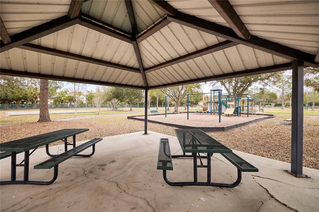 For Rent: $2,800 (2 beds, 1 baths, 1540 Square Feet)