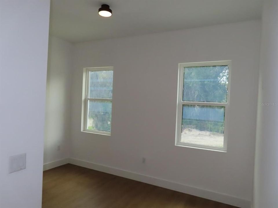 En Venta: $429,000 (4 camas, 3 baños, 1975 Pies cuadrados)