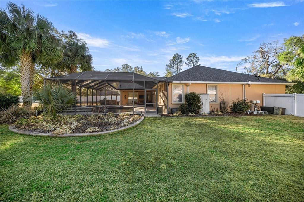 Active With Contract: $560,000 (3 beds, 2 baths, 2631 Square Feet)