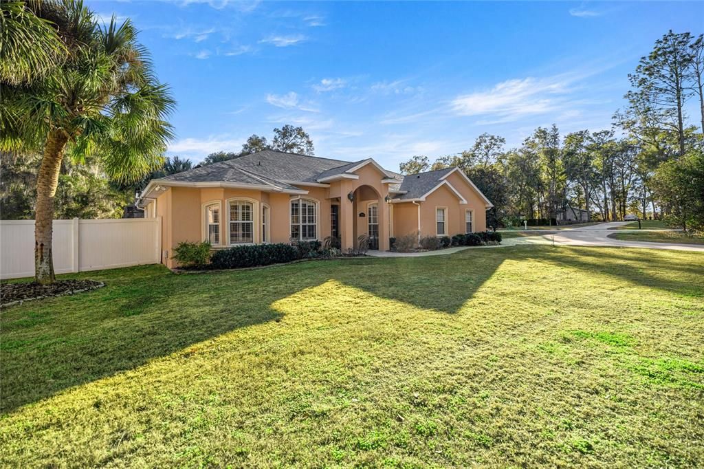 Active With Contract: $560,000 (3 beds, 2 baths, 2631 Square Feet)