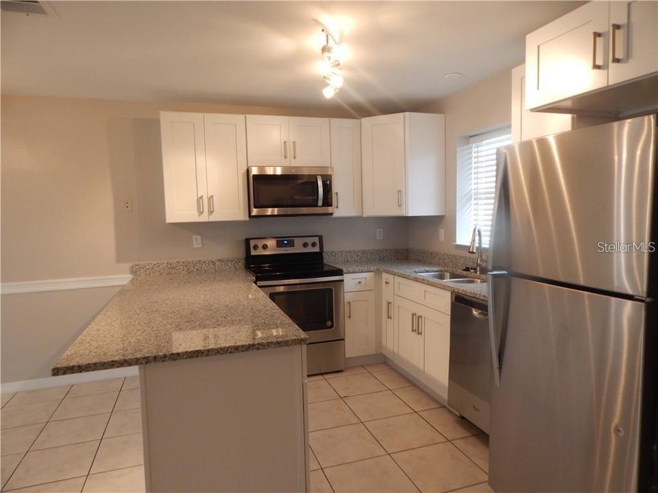 В аренду: $1,499 (2 спален, 2 ванн, 1050 Квадратных фут)