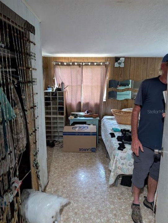 На продажу: $79,000 (3 спален, 1 ванн, 1295 Квадратных фут)