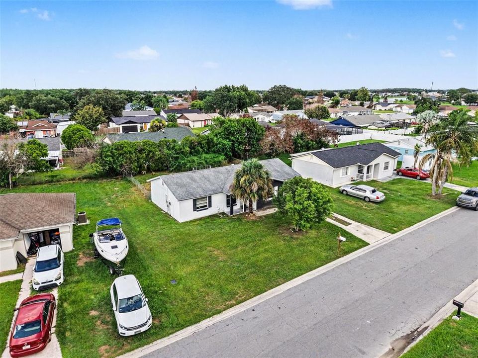 For Sale: $299,900 (3 beds, 2 baths, 1090 Square Feet)