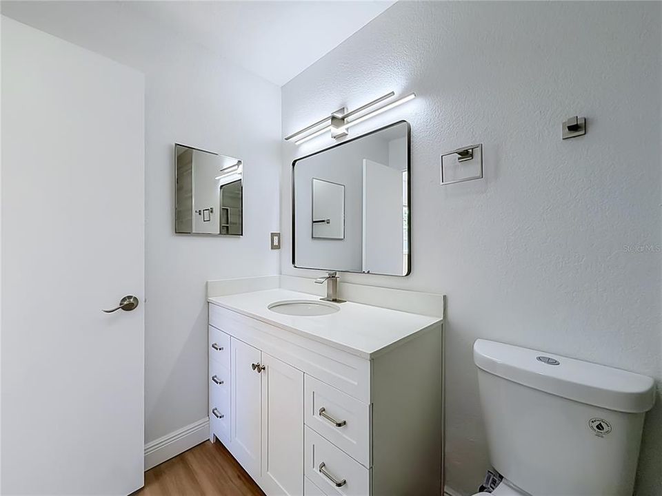 En Venta: $265,000 (4 camas, 2 baños, 1292 Pies cuadrados)