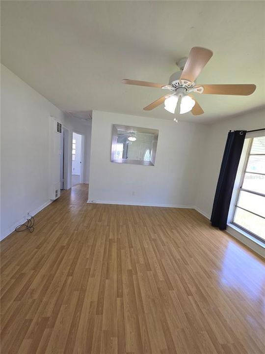 En Venta: $265,000 (2 camas, 1 baños, 910 Pies cuadrados)