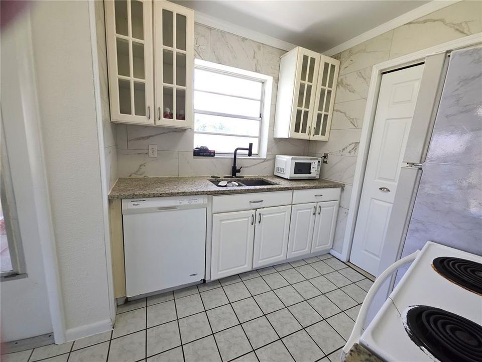En Venta: $265,000 (2 camas, 1 baños, 910 Pies cuadrados)