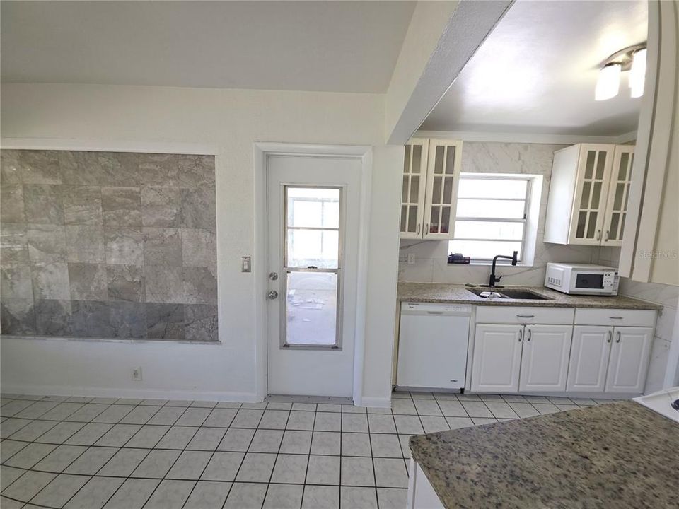 En Venta: $265,000 (2 camas, 1 baños, 910 Pies cuadrados)