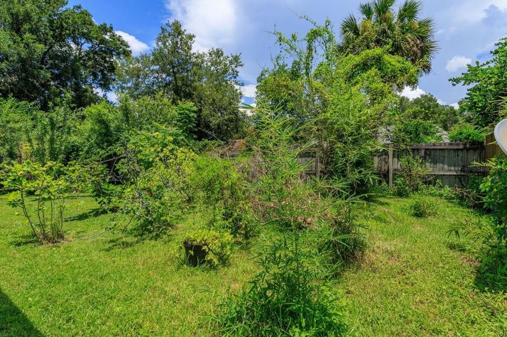 For Sale: $499,900 (4 beds, 2 baths, 1974 Square Feet)