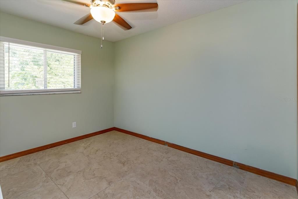 For Sale: $499,900 (4 beds, 2 baths, 1974 Square Feet)