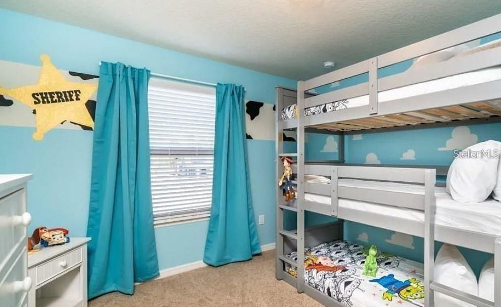 En Venta: $678,000 (9 camas, 6 baños, 4391 Pies cuadrados)