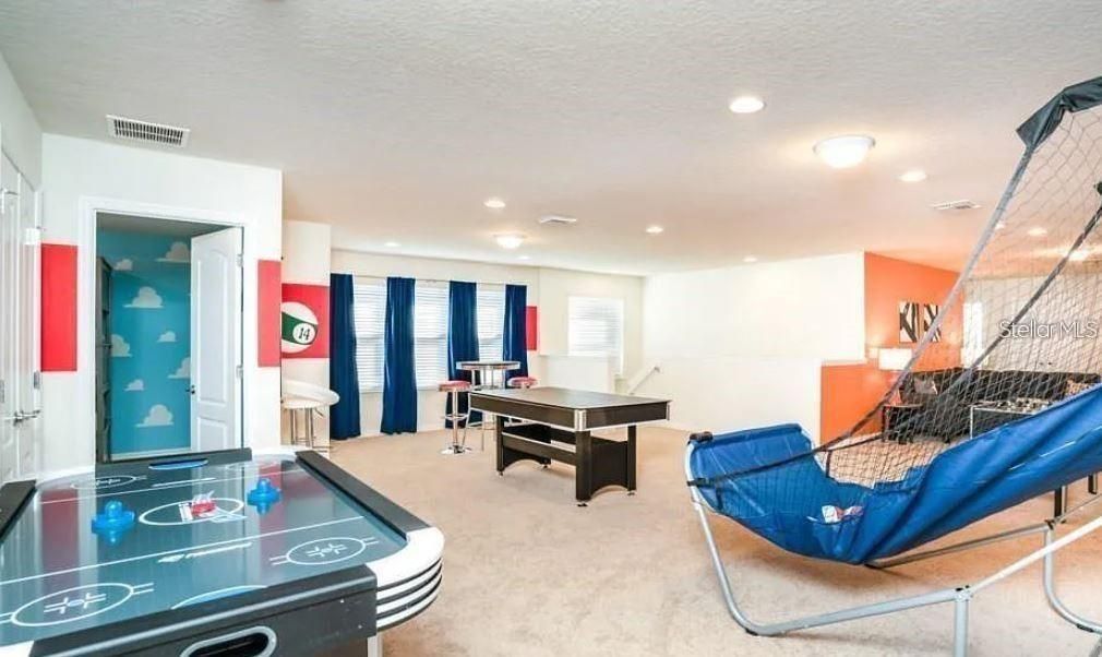 En Venta: $678,000 (9 camas, 6 baños, 4391 Pies cuadrados)
