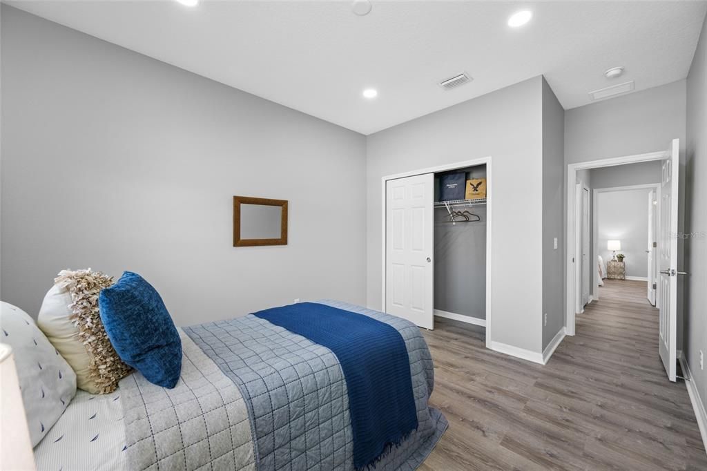 En Venta: $365,000 (4 camas, 3 baños, 2666 Pies cuadrados)