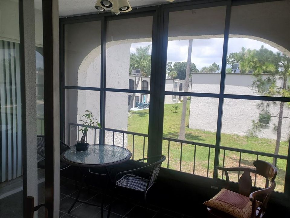 En Venta: $149,999 (2 camas, 2 baños, 956 Pies cuadrados)