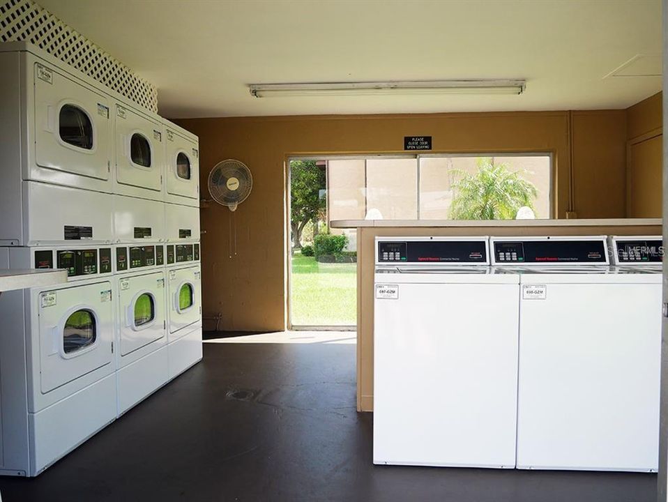 En Venta: $149,999 (2 camas, 2 baños, 956 Pies cuadrados)