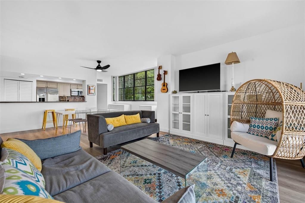 En Venta: $599,900 (2 camas, 2 baños, 1340 Pies cuadrados)
