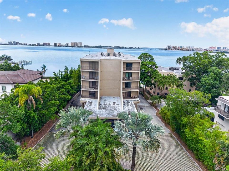 En Venta: $599,900 (2 camas, 2 baños, 1340 Pies cuadrados)