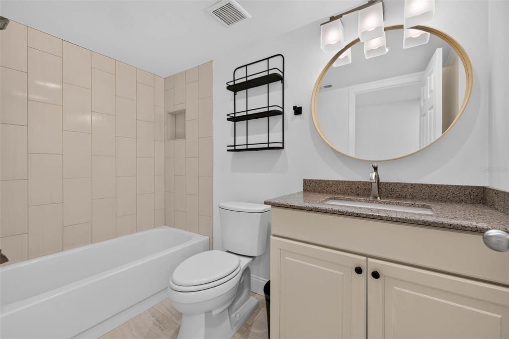 En Venta: $599,900 (2 camas, 2 baños, 1340 Pies cuadrados)