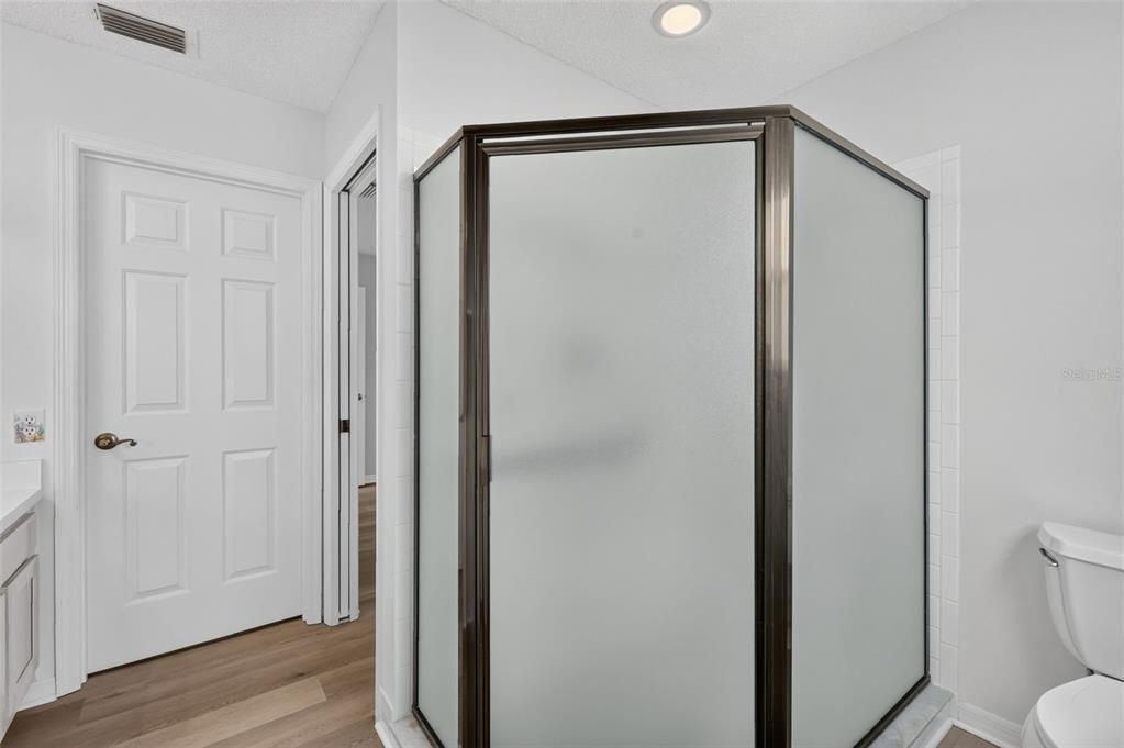 En Venta: $399,000 (3 camas, 2 baños, 1694 Pies cuadrados)