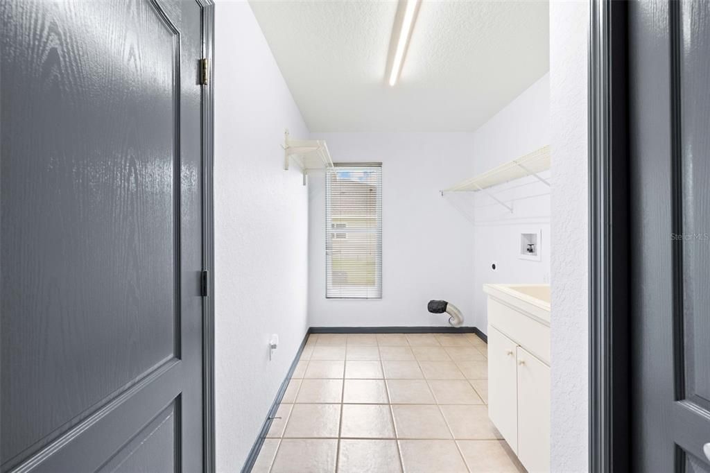 En Venta: $449,000 (3 camas, 2 baños, 1898 Pies cuadrados)