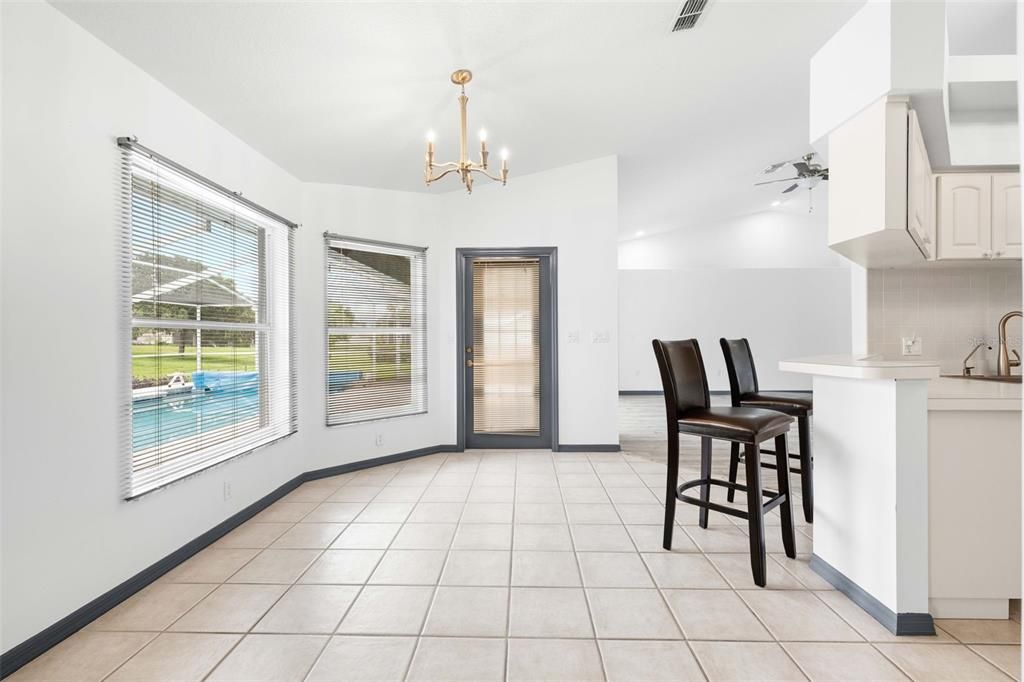 En Venta: $449,000 (3 camas, 2 baños, 1898 Pies cuadrados)