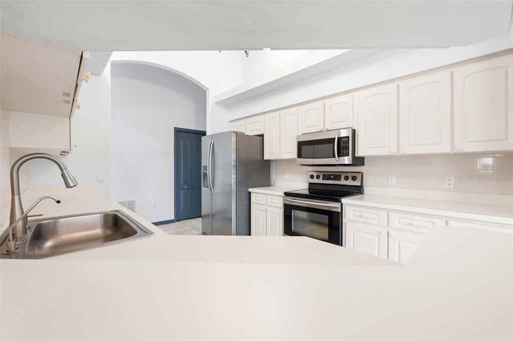 En Venta: $449,000 (3 camas, 2 baños, 1898 Pies cuadrados)