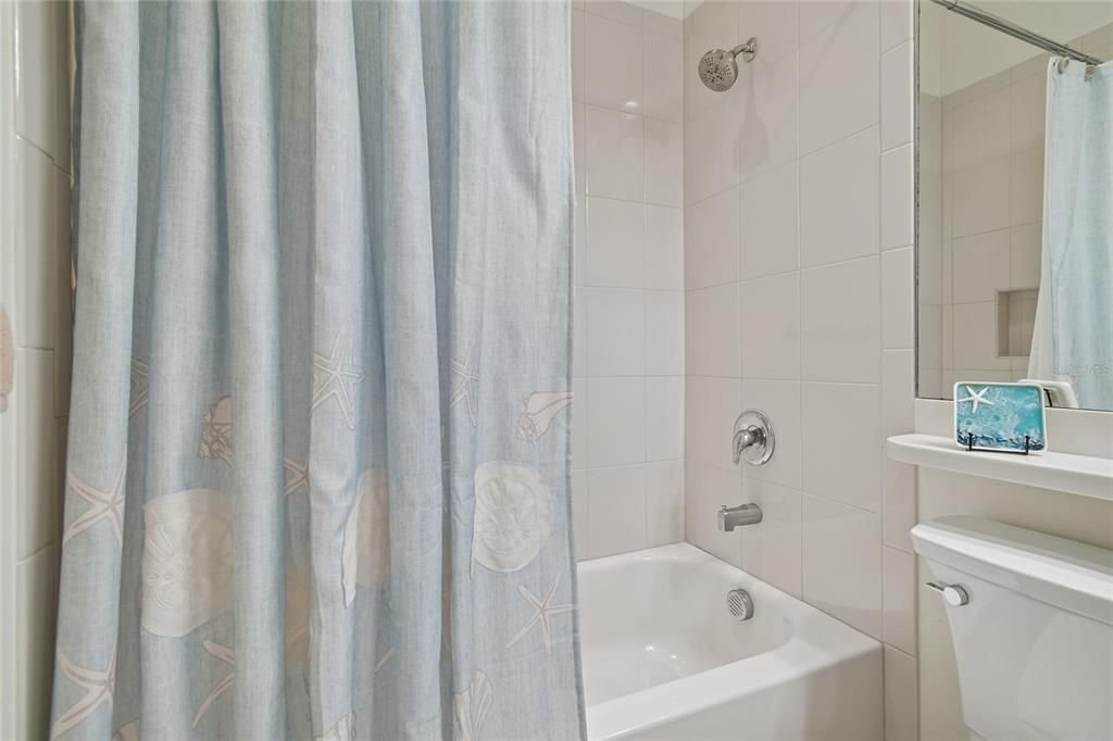 В аренду: $2,250 (2 спален, 2 ванн, 1539 Квадратных фут)