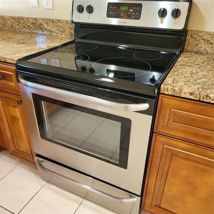 В аренду: $2,499 (4 спален, 2 ванн, 1791 Квадратных фут)
