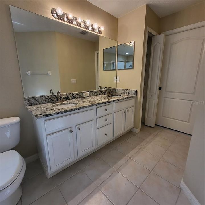 В аренду: $2,499 (4 спален, 2 ванн, 1791 Квадратных фут)
