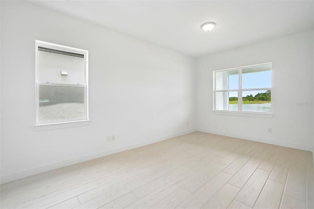 En Venta: $901,990 (5 camas, 5 baños, 4272 Pies cuadrados)