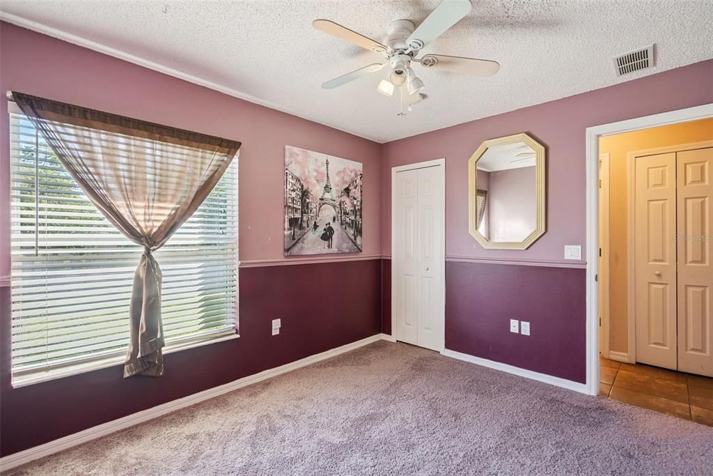 For Sale: $400,000 (4 beds, 2 baths, 2236 Square Feet)