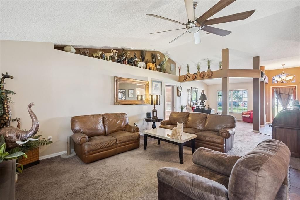 For Sale: $400,000 (4 beds, 2 baths, 2236 Square Feet)