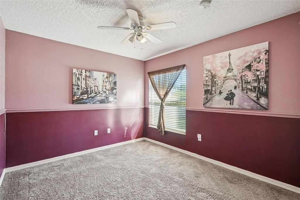 For Sale: $400,000 (4 beds, 2 baths, 2236 Square Feet)