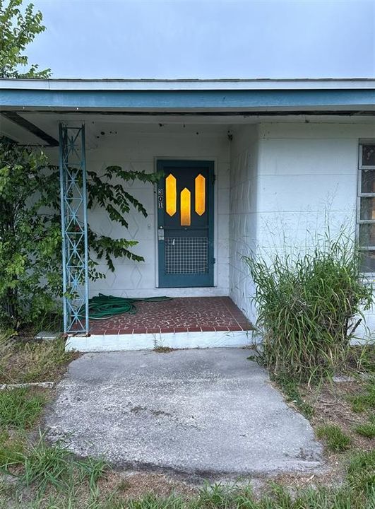 En Venta: $275,000 (3 camas, 2 baños, 1918 Pies cuadrados)