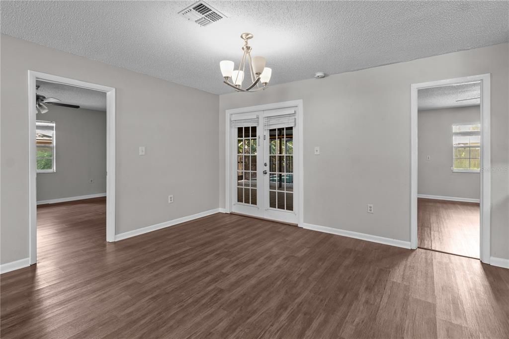For Sale: $410,000 (4 beds, 2 baths, 1930 Square Feet)