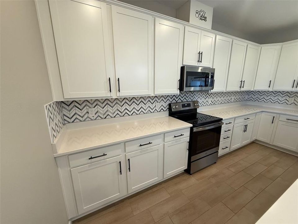 For Rent: $2,695 (4 beds, 3 baths, 2070 Square Feet)