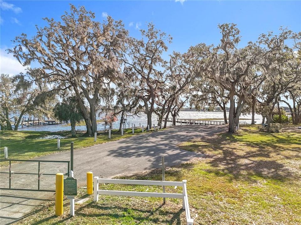 For Rent: $2,695 (4 beds, 3 baths, 2070 Square Feet)