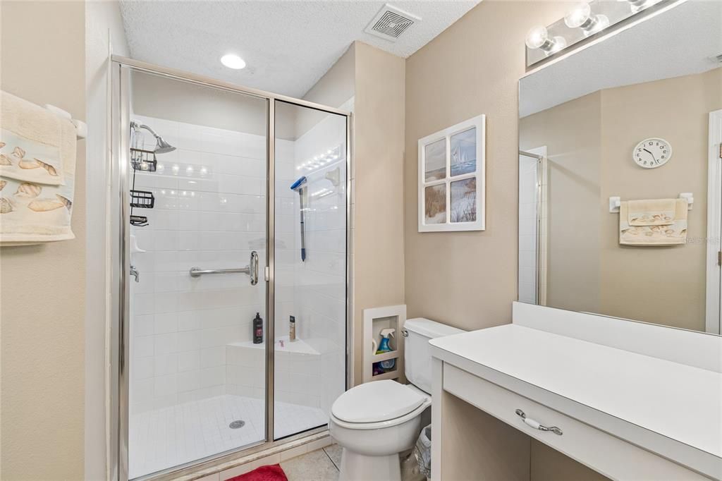 For Sale: $373,000 (2 beds, 2 baths, 1594 Square Feet)