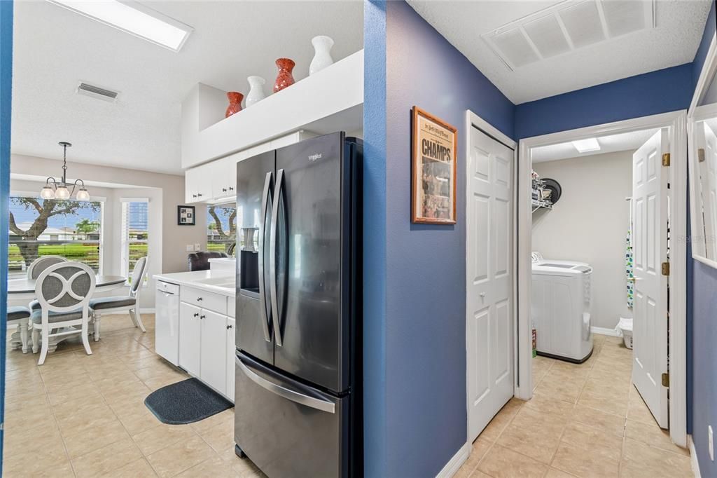 For Sale: $373,000 (2 beds, 2 baths, 1594 Square Feet)