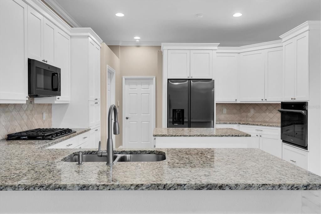 Active With Contract: $790,000 (4 beds, 4 baths, 2911 Square Feet)