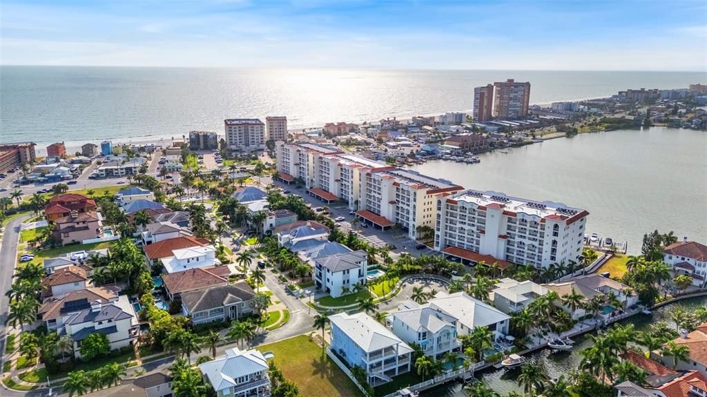 На продажу: $1,119,000 (3 спален, 3 ванн, 1995 Квадратных фут)