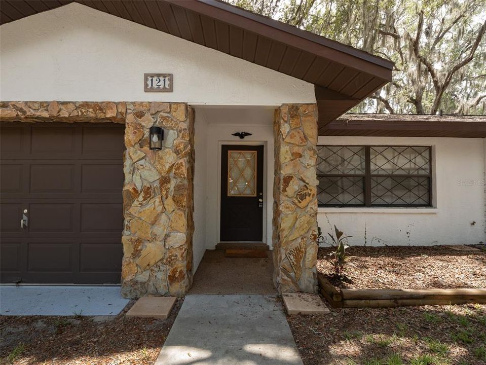 En Venta: $290,000 (2 camas, 2 baños, 1318 Pies cuadrados)