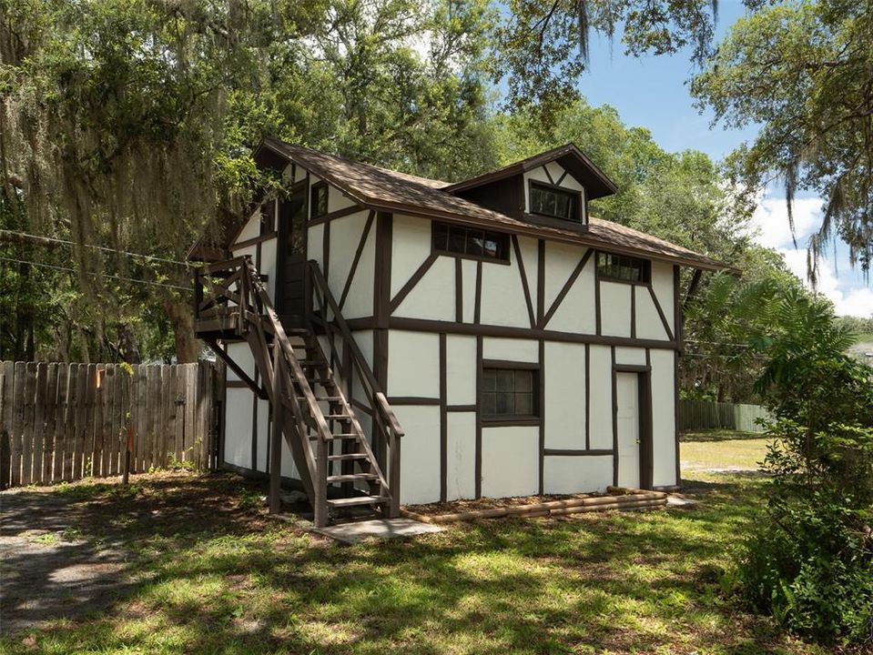En Venta: $290,000 (2 camas, 2 baños, 1318 Pies cuadrados)