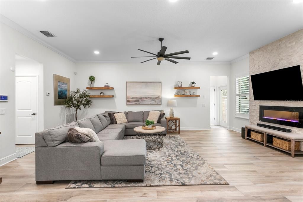 For Sale: $1,250,000 (4 beds, 3 baths, 3634 Square Feet)