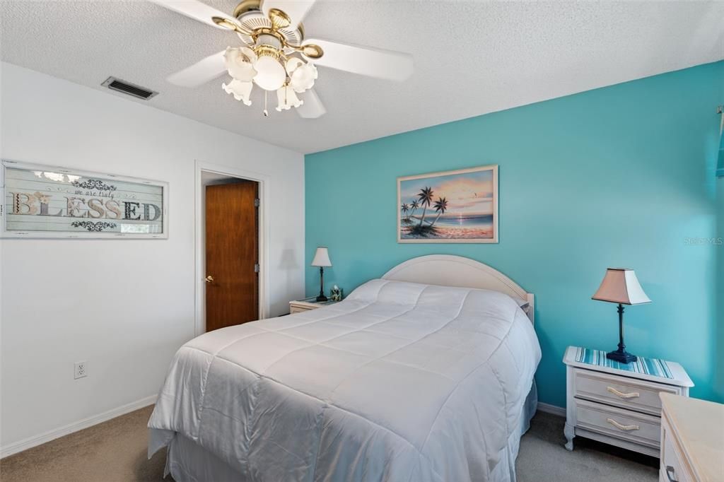 For Rent: $1,900 (2 beds, 2 baths, 1143 Square Feet)