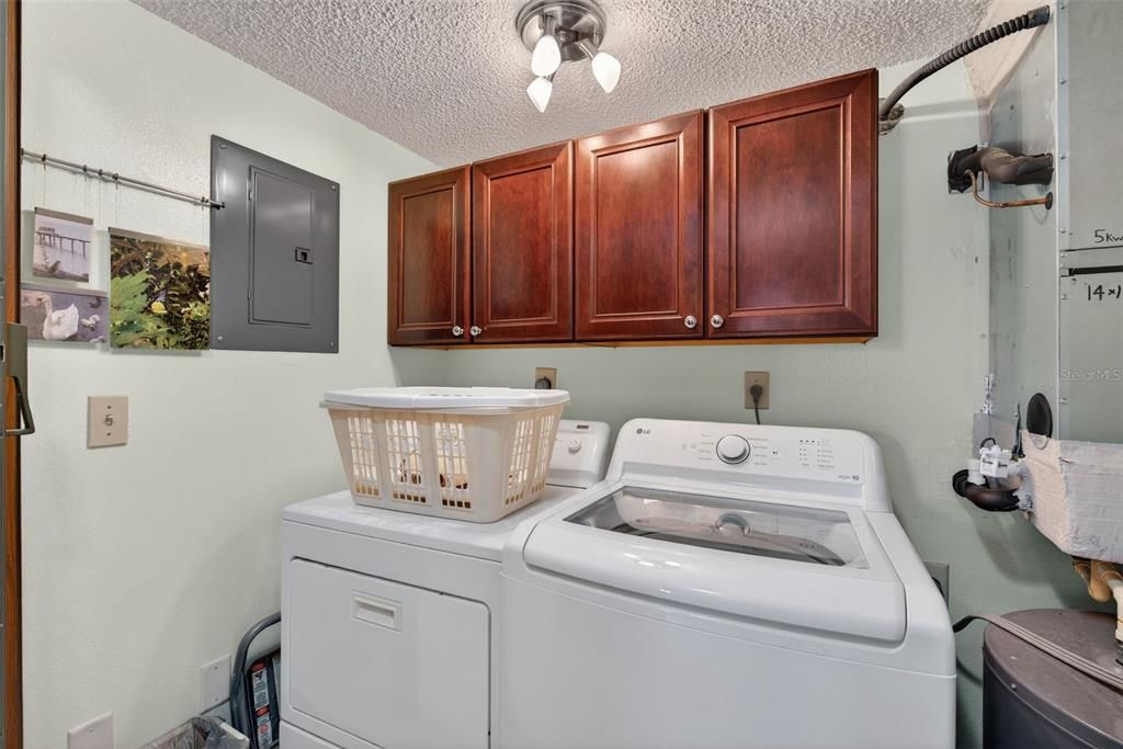 For Rent: $1,900 (2 beds, 2 baths, 1143 Square Feet)
